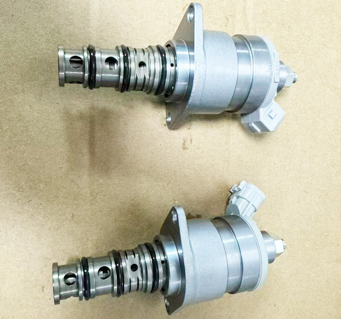 Proportional Solenoid Valve 4455991 9239590 for ZAX200 240-3 Excavator